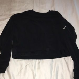 Black nike sweatshirt